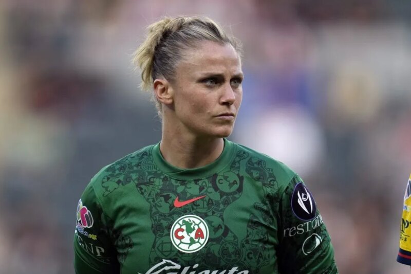 Wave assina contrato de 3 anos com a espanhola GK Sandra Panos