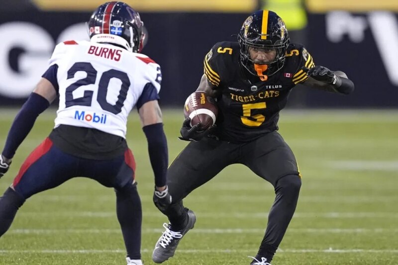 Redblacks apresentam novo visual ofensivo no início da temporada contra Elks