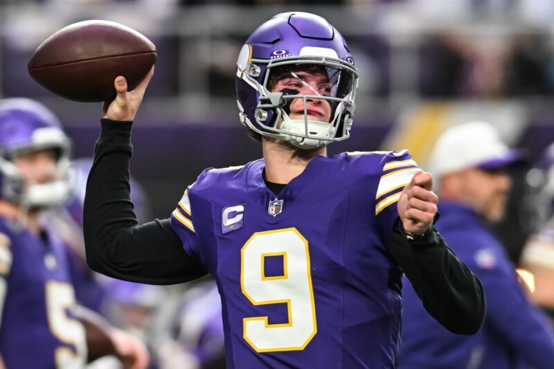 ‘Cara é um câncer’, ‘Pirralho mimado’: os fãs da NFL criticam o ‘intitulado’ JJ McCarthy por supostamente ‘se distanciar’ do time no treino dos Vikings