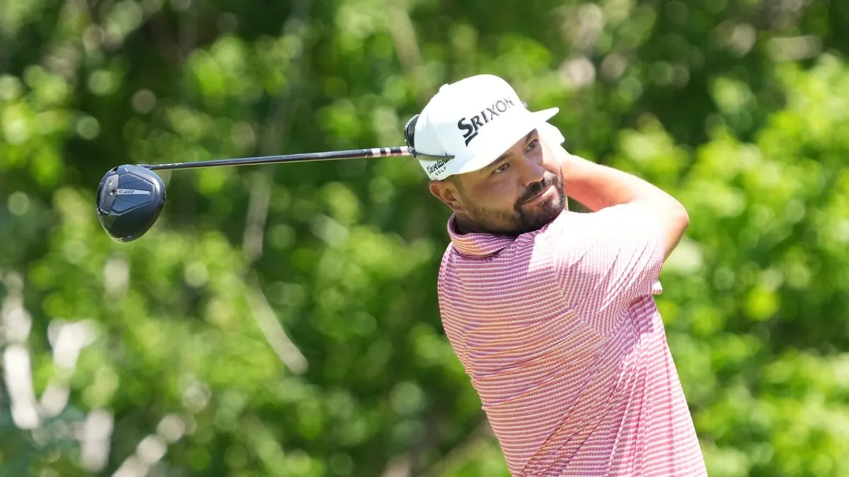 Wyndham Clark e JJ Spaun fazem parte do empate a quatro pela liderança do Memorial
