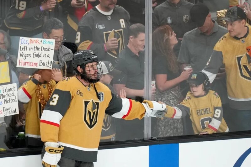 Brayden McNabb retorna à ação no Jogo 3 para Golden Knights
