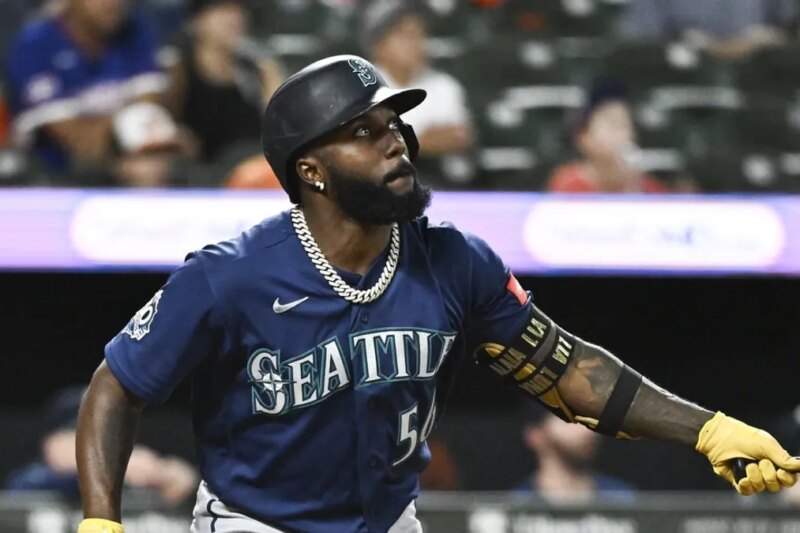 Mariners OF Randy Arozarena dia-a-dia com distensão nos isquiotibiais