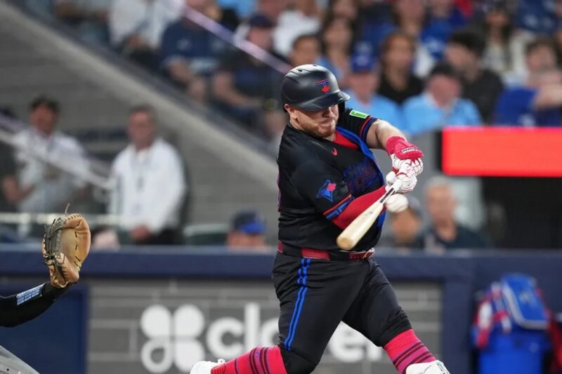 Alejandro Kirk estrela em retorno como Blue Jays derrota os Yankees