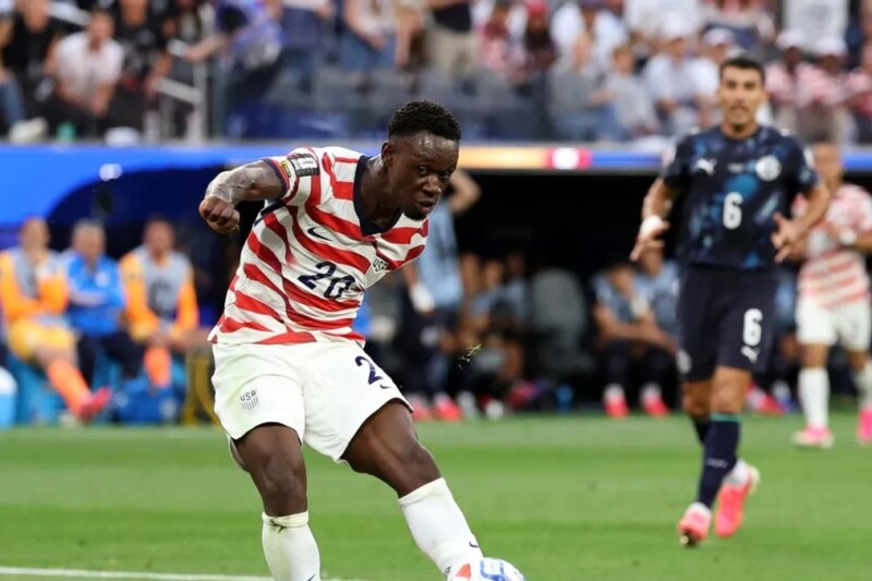 Dois gols de Folarin Balogun levam os EUA à goleada de abertura da Copa do Mundo