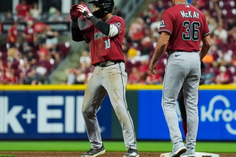 Erro de campo condena Reds contra Diamondbacks