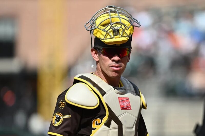 Padres colocam C Freddy Fermin em concussão IL