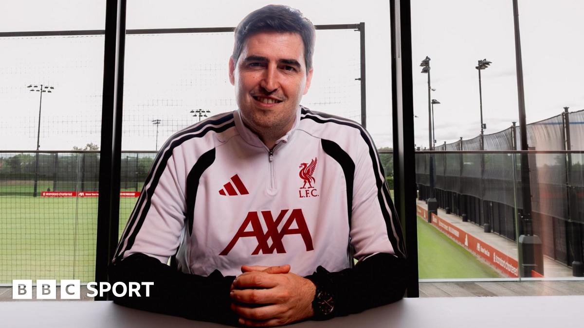 Liverpool nomeia Andoni Iraola: novo técnico confirmado após demissão de Arne Slot