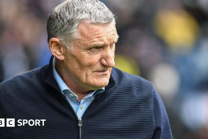 Blackburn Rovers nomeia Tony Mowbray como novo treinador principal
