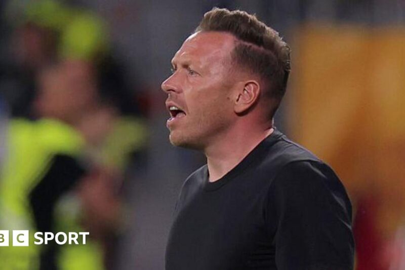 Craig Bellamy diz que o País de Gales deve estar melhor depois da desgraça da Romênia