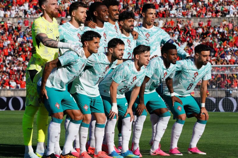 Última hora: Estrela de Portugal expulsa em amistoso pré-Copa do Mundo contra o Chile, enquanto briga entre jogadores