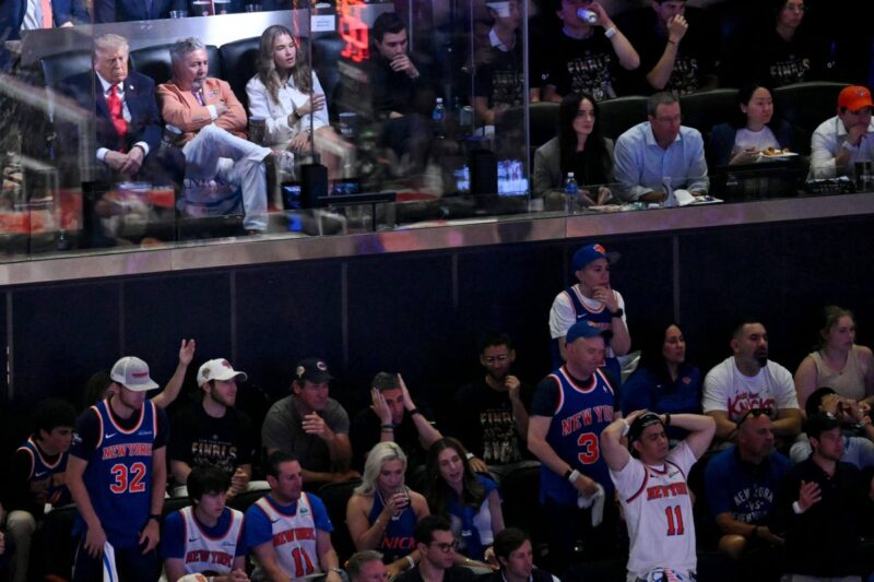 James Dolan sugere que os oficiais perderam uma falta flagrante sobre Victor Wembanyama