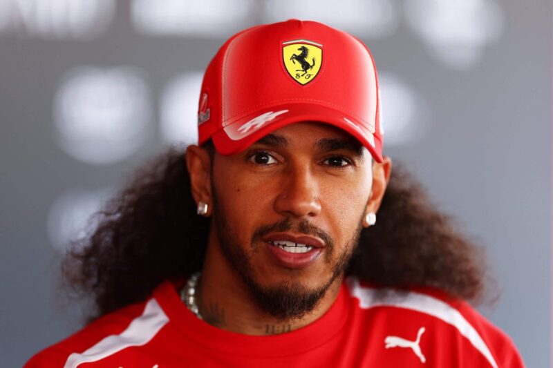 Lewis Hamilton diz que ‘a luta continua’ enquanto o ressurgimento continua com a melhor qualificação da Ferrari
