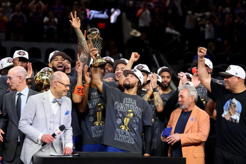 A espera acabou: Knicks completam redenção de 53 anos com o título da NBA