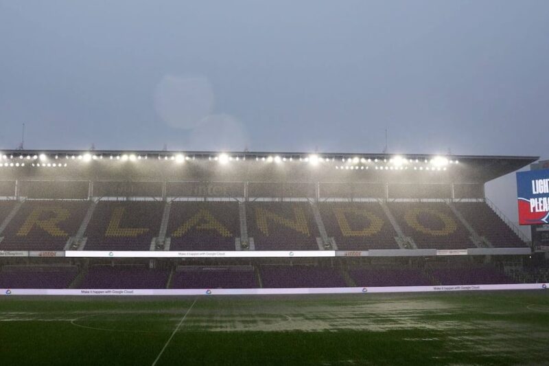 Atualizações ao vivo de Inglaterra x Costa Rica: Mau tempo atrasa o início do aquecimento para a Copa do Mundo de 2026, Bellingham começa