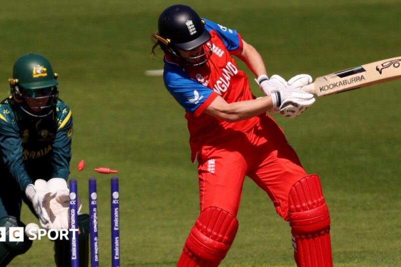 Copa do Mundo Feminina T20: Nat Sciver-Brunt cai barato enquanto a Inglaterra sofre derrota no aquecimento para a Austrália