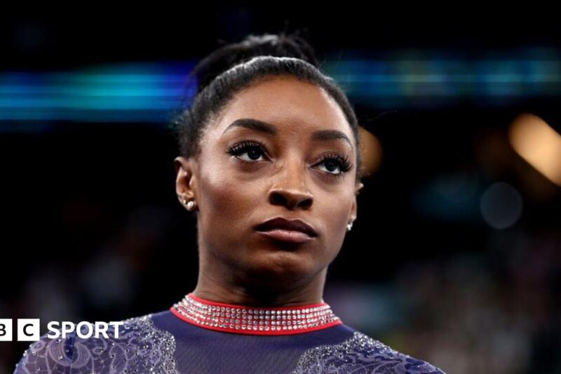 Simone Biles revela susto de saúde após ‘quase morrer’