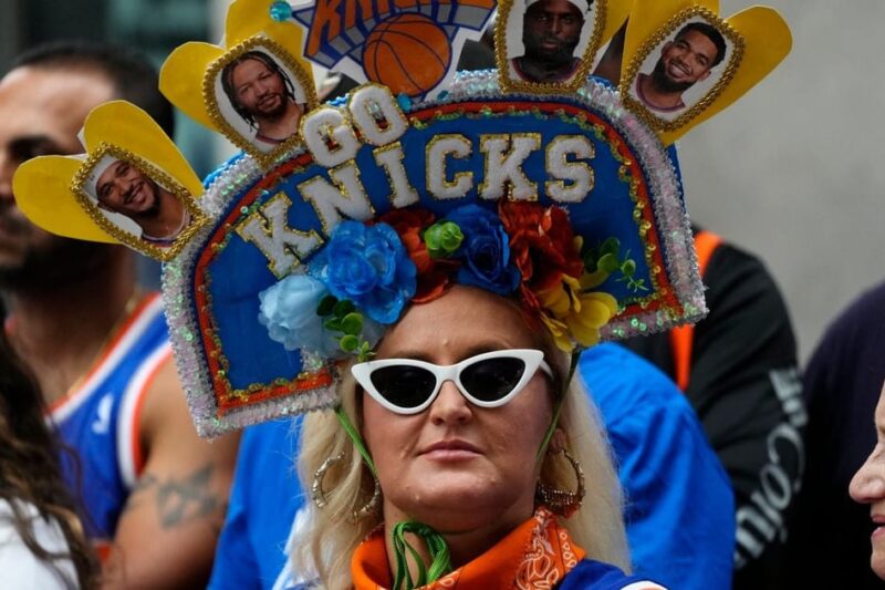 Atualizações ao vivo do desfile dos Knicks: horário de início, como assistir e as novidades das comemorações do campeonato de Nova York