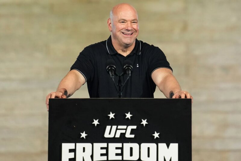 Dana White revela oportunidade de bônus de desempenho de US$ 1 milhão no UFC Freedom 250